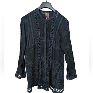 Johnny Was Black Lace Rayon Button Front Tunic Top Size Medium